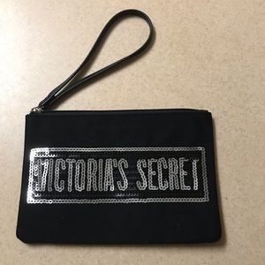 NWOT Victoria’s Secret Wristlet Clutch Bag
